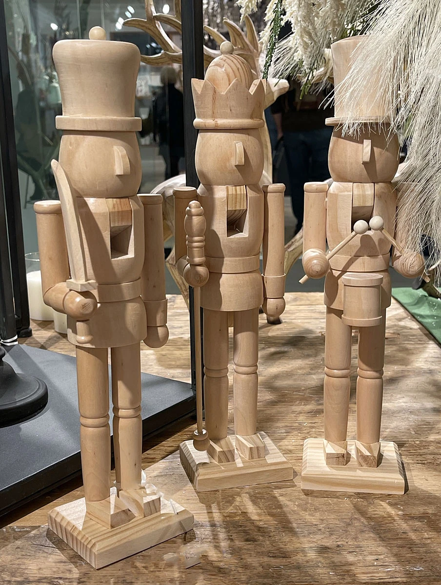Nutcracker Wooden Figurines 15.5 Inch - Set Of 3 From RAZ 3 Nutcracker Wooden Figurines 15.5 Inch - Set Of 3 From RAZ - Image 3