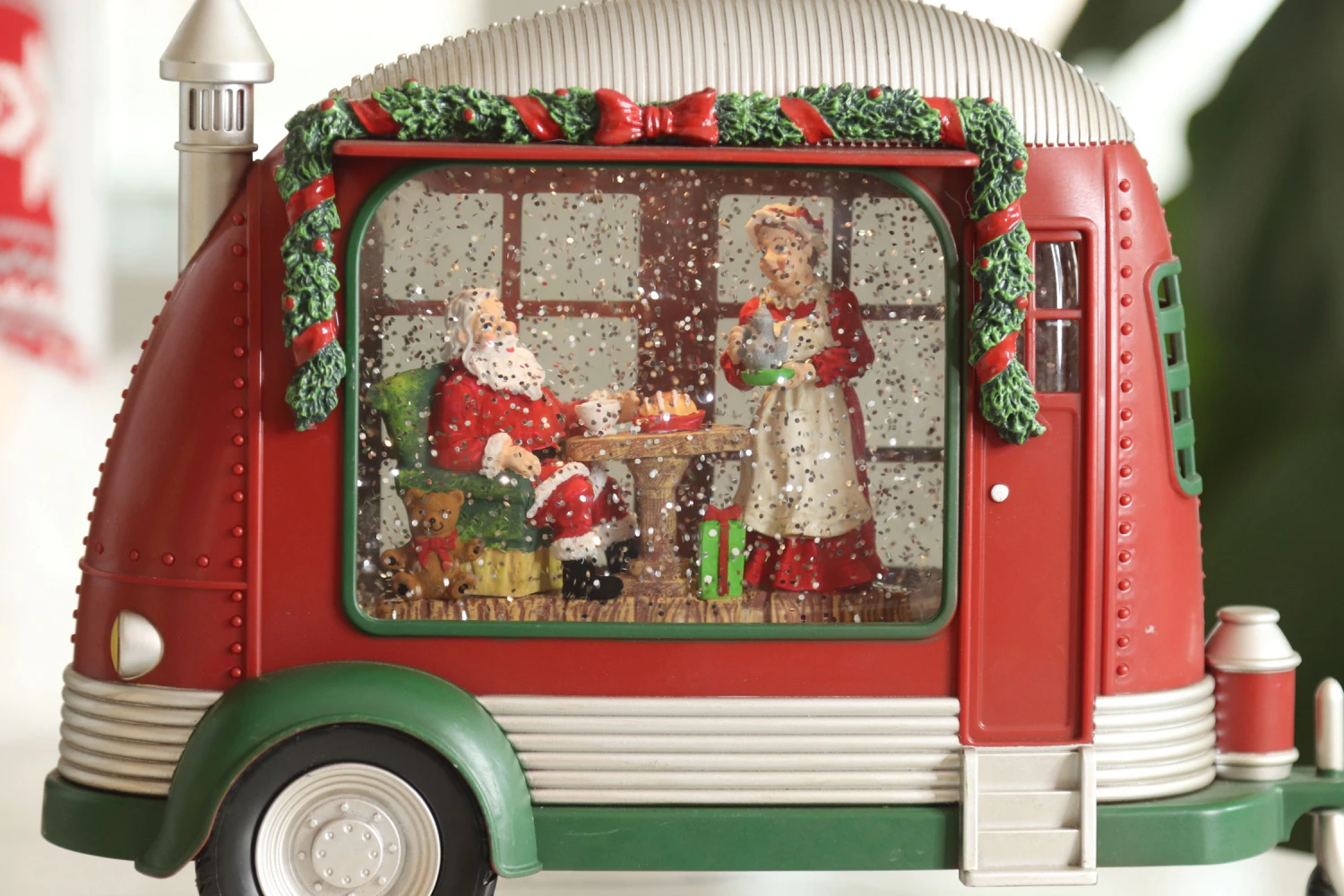 Camper Lighted Water Lantern With Santa And Mrs. Clause In Swirling Glitter 1 Camper Lighted Water Lantern With Santa And Mrs. Clause In Swirling Glitter