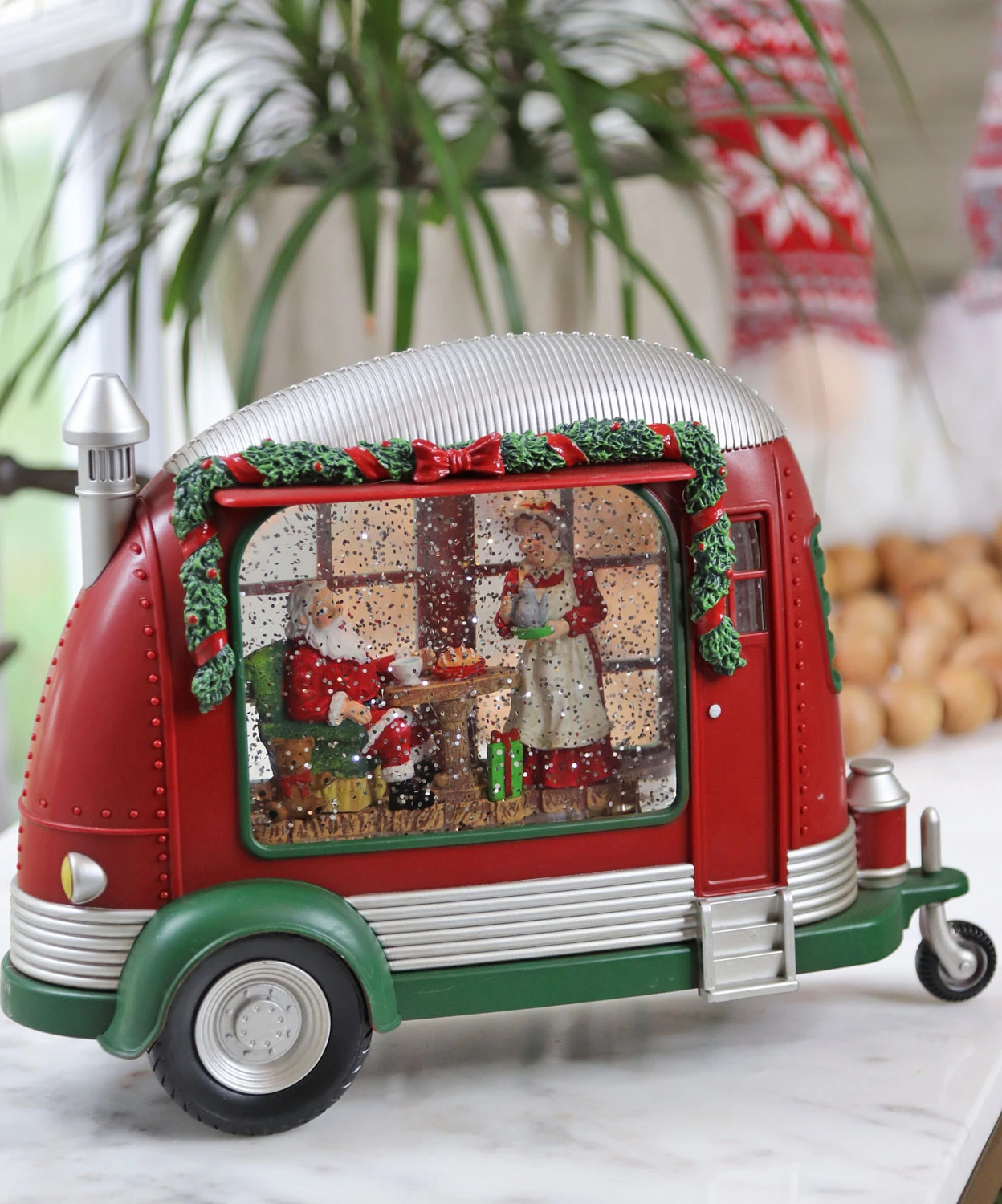 Camper Lighted Water Lantern With Santa And Mrs. Clause In Swirling Glitter 2 Camper Lighted Water Lantern With Santa And Mrs. Clause In Swirling Glitter - Image 2